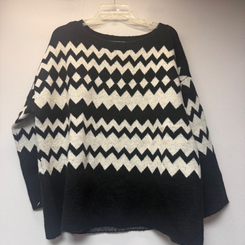 Lane Bryant Sweater Womens 18/20 Black White Excellent Chevron Zigzag Knit